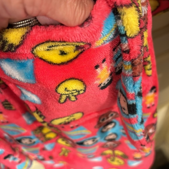 Candy Pink Fleece Bathrobe for girls Size 10/12 - Picture 5 of 7